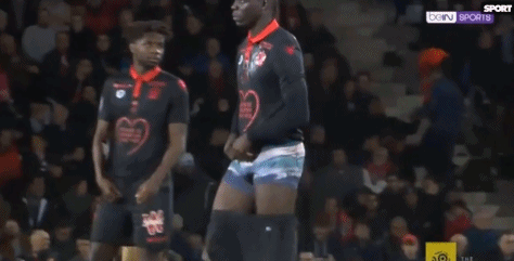 连续20场联赛进球2+，拜仁追平自己保持的德甲历史纪录