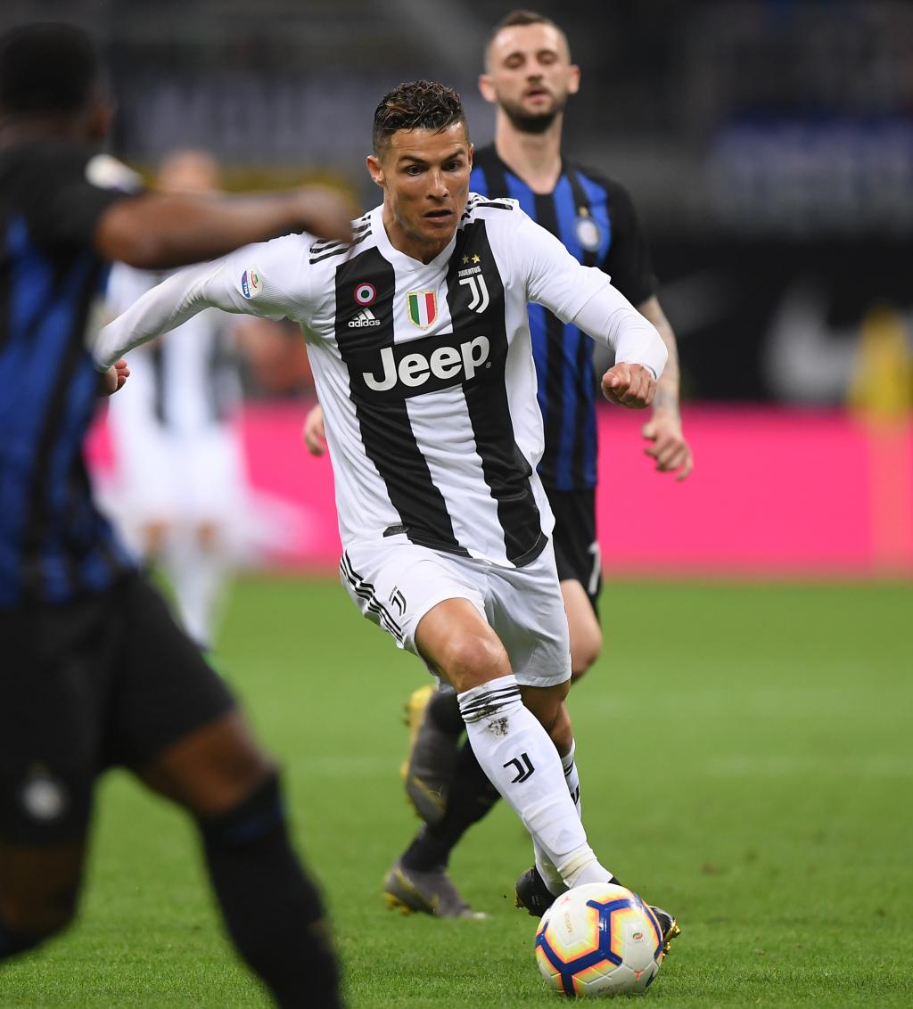 欧冠生死战!数据：曼城主场无惧皇马 或2-1小胜（欧冠生死夜：数据看好曼城主场不惧皇马，或2-1险胜）