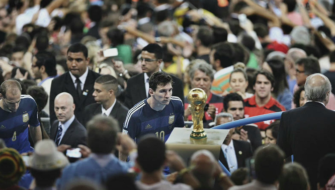 安东尼：参加世界杯是我的梦想，做好自己才能入选国家队（安东尼：世界杯是我的梦想，唯有提升自己才能入选国家队）