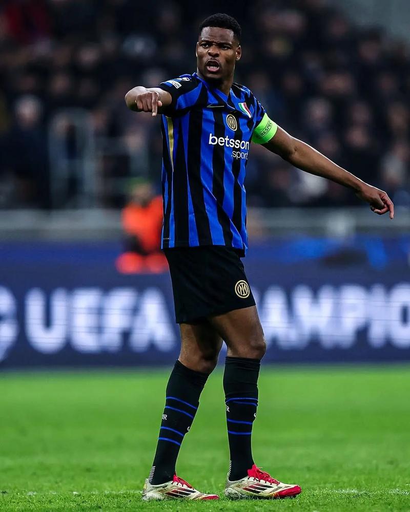 如何看待阿莫林的工作？C罗：尽力而为吧，奇迹是不可能的