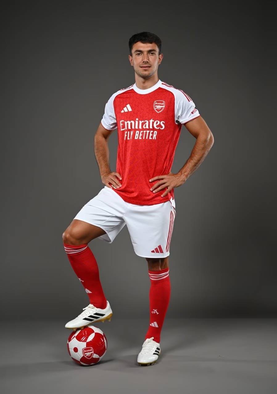 足球报：国安亚冠出局后，有球迷退了足协杯决赛的门票与酒店（足球报：国安无缘亚冠后，部分球迷选择退掉足协杯决赛门票与酒店预订）