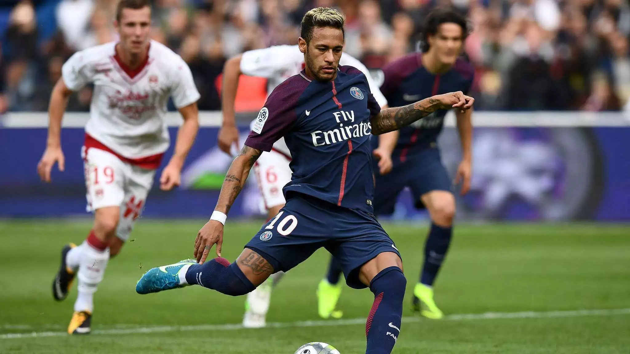 回购价2300万欧，记者：国米预计会在明夏买回小斯坦科维奇（记者：国米预计明夏以2300万欧回购小斯坦科维奇）