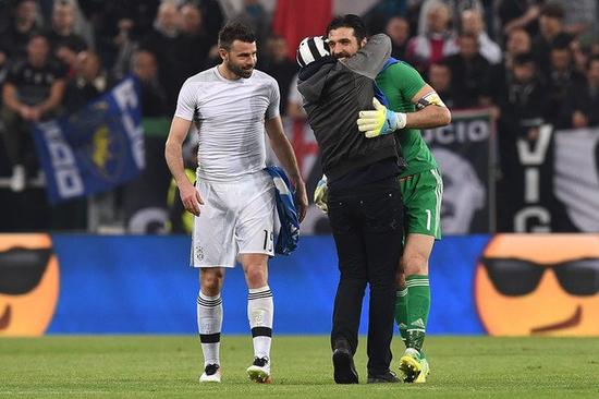 混团世界杯最新积分榜出炉：仅中日保持4场全胜，占据榜单前二！