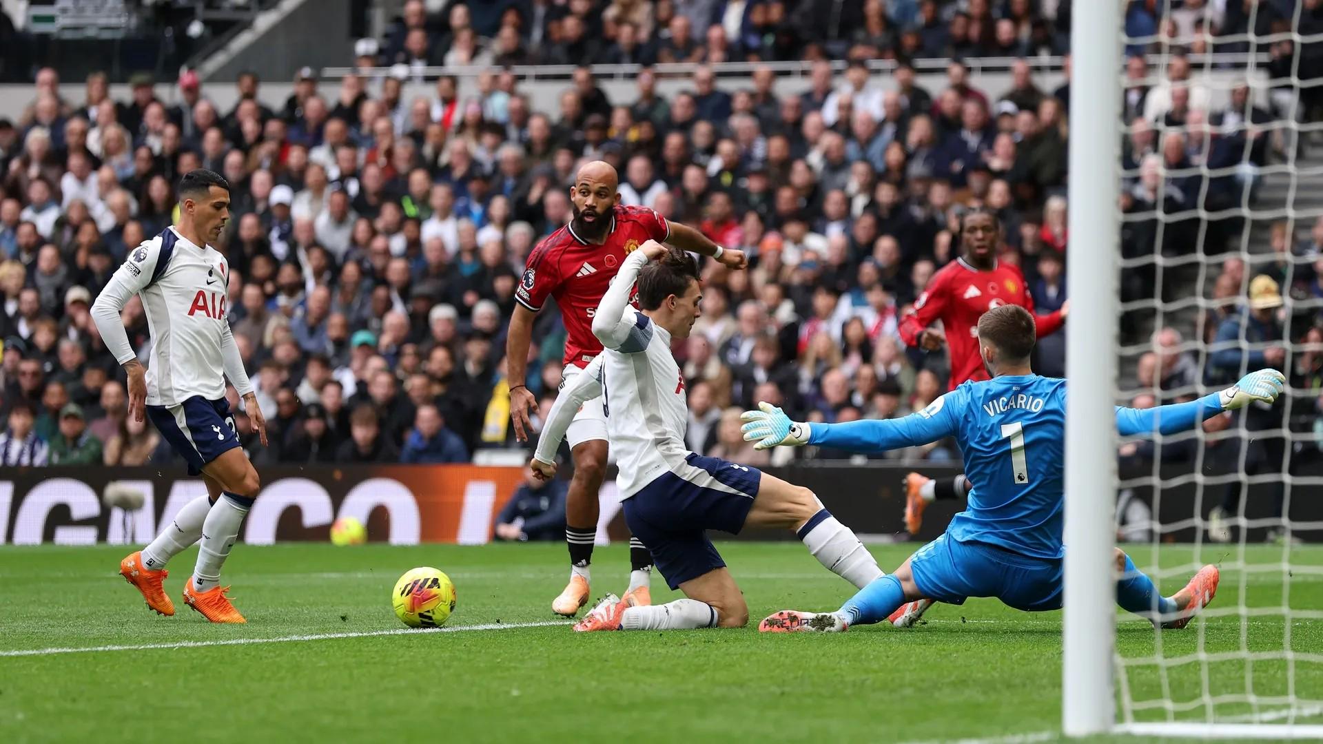 2026澳网亚太区外卡赛：中国香港选手黄泽林战胜印度选手晋级男单8强（中国香港黄泽林力克印度对手，挺进2026澳网亚太区外卡赛男单八强）