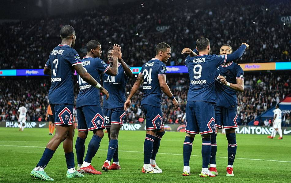 记者：曼奇尼执教萨德年薪1100万欧，成为世界薪酬第9高教练（媒体称曼奇尼执教萨德，年薪1100万欧位列全球教练薪酬第九）