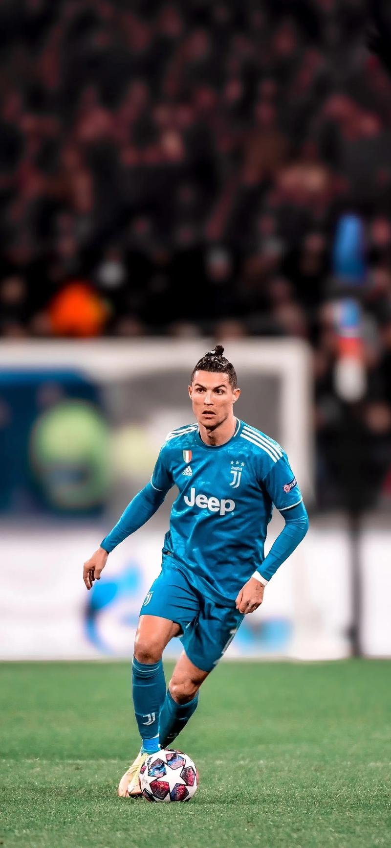 乌克兰近些年同瑞典正赛交手两次，两战全胜保持不败（乌克兰近年正赛两遇瑞典皆取胜）